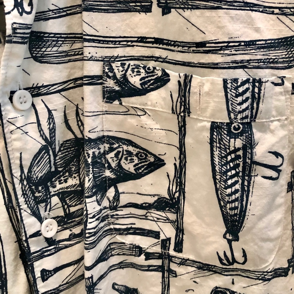 Quicksilver Fishing Lure SS Button Down